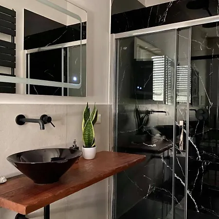 Bombrelais فندق مبيت وإفطار 4*